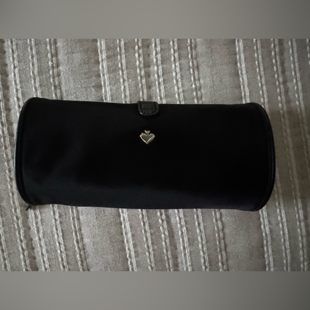 Kate Spade Black Jewelry Pouch. Excellent condition.